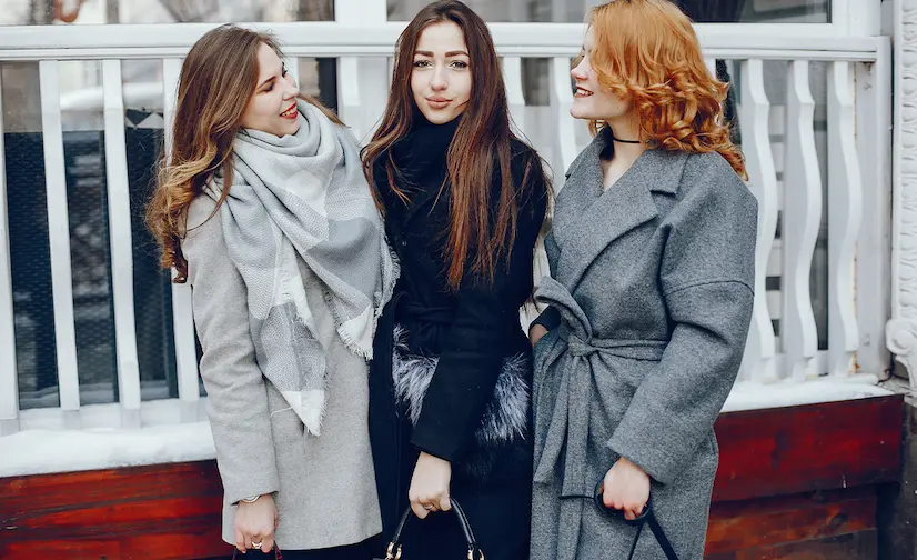 مانتو ساده و کلاسیک زنانه